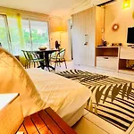 Studio Emeraude - Vue Mer - 6 Personnes